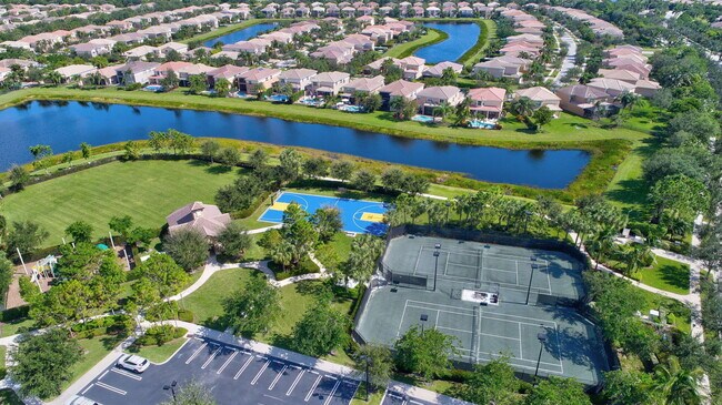 Building Photo - 8326 Emerald Winds Cir