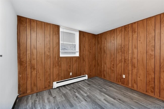 Building Photo - 127 Franklin St