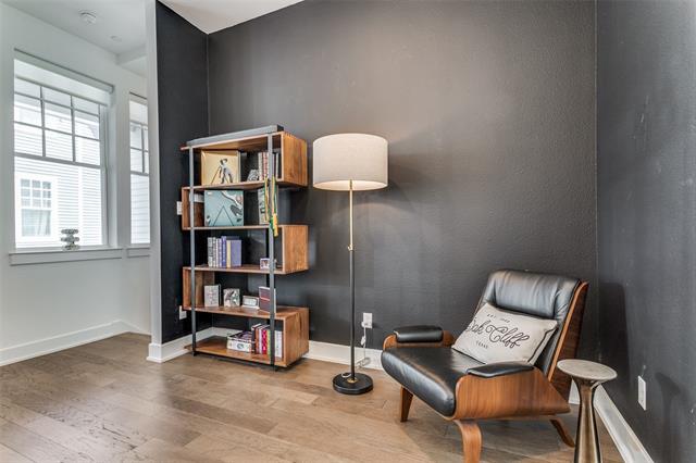 Building Photo - 645 N Tyler St