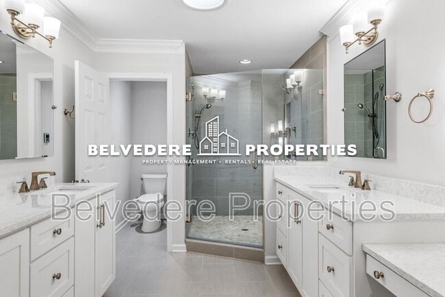 Building Photo - 1403 Regents Park Ln