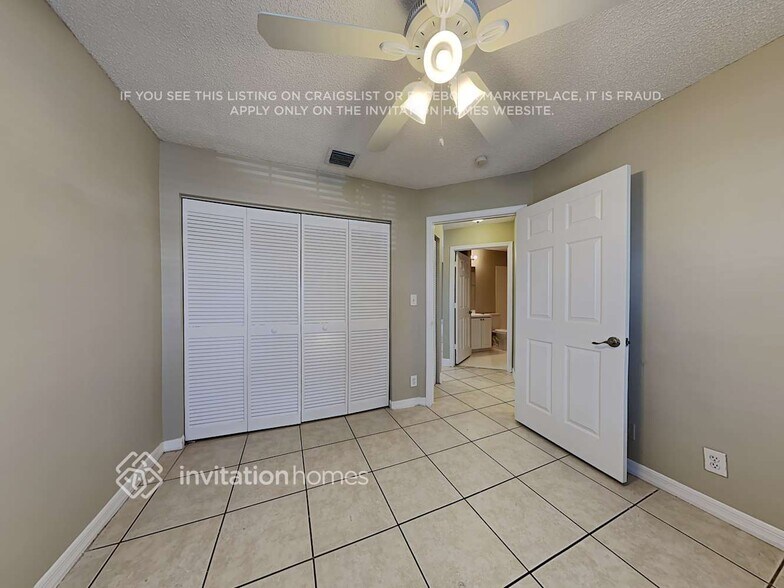 Building Photo - 8103 SW 157th Pl