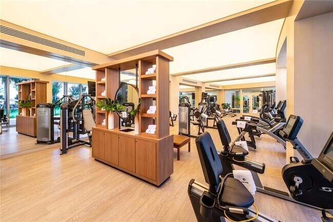 Building Photo - 2200 N Ocean Blvd