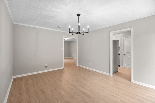 Building Photo - 315 Winding River Dr