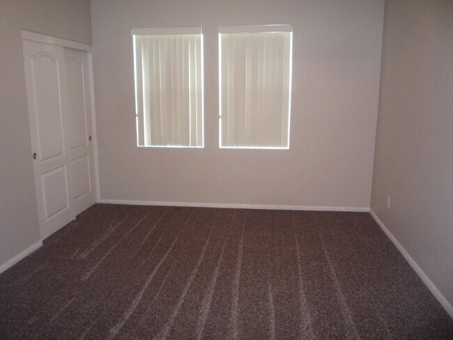 Building Photo - 10978 Serafina Ln