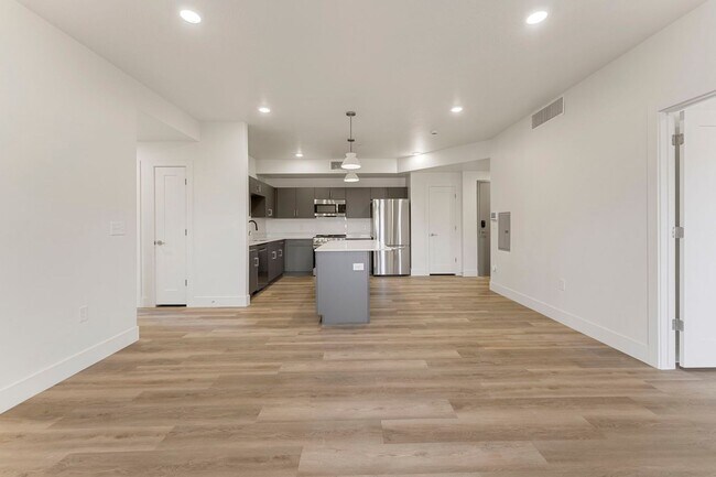 Building Photo - Brand New Modern Apartments at Ascesa