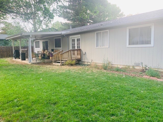 Building Photo - 731 Winchester Dr