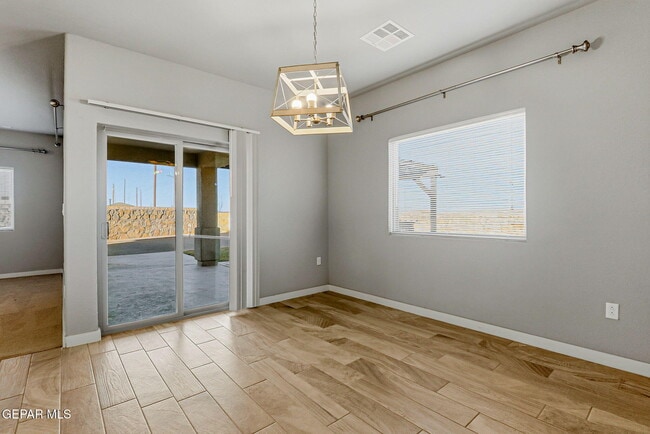 Building Photo - 3328 David Palacio Dr