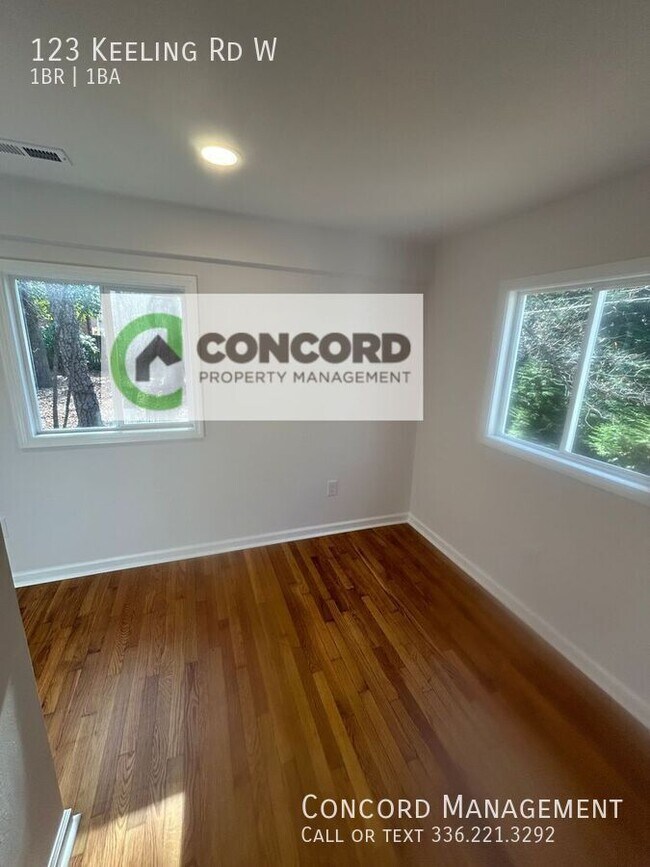 Building Photo - 123 Keeling Rd W