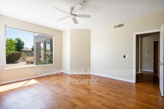 Building Photo - 7105 E Sleepy Owl Way