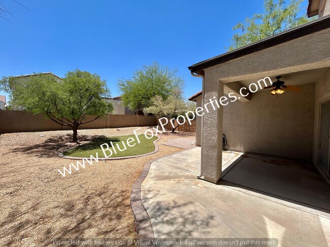 Building Photo - 10412 E Capercaillie St