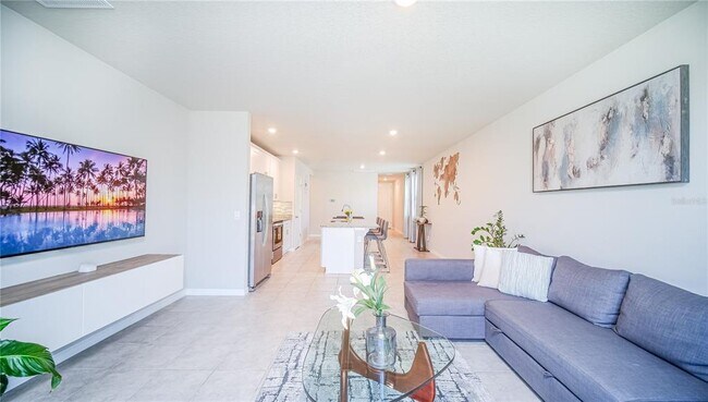 Building Photo - 3881 Marbella Way