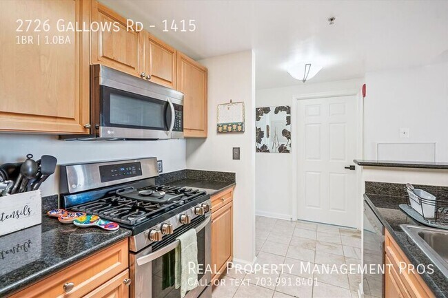 Building Photo - 2726 Gallows Rd