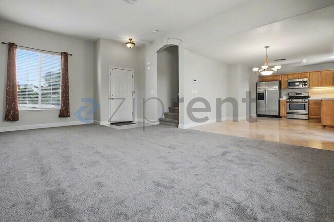 Building Photo - 1833 Blue Skies Way