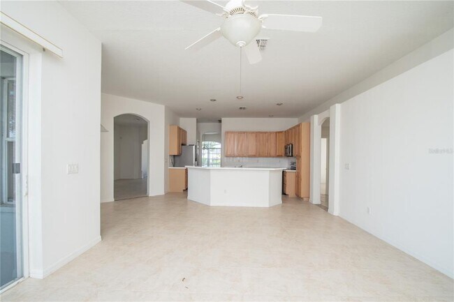 Building Photo - 14780 Edgemere Dr