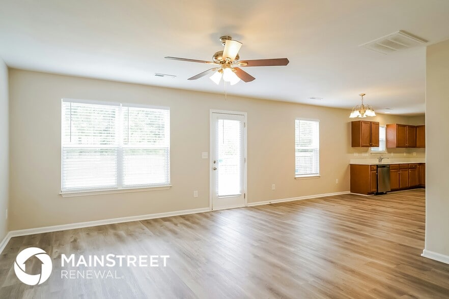 Building Photo - 4006 Glennstone Dr