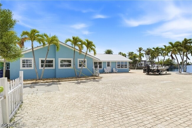 Building Photo - 2669 Coco Plum Dr