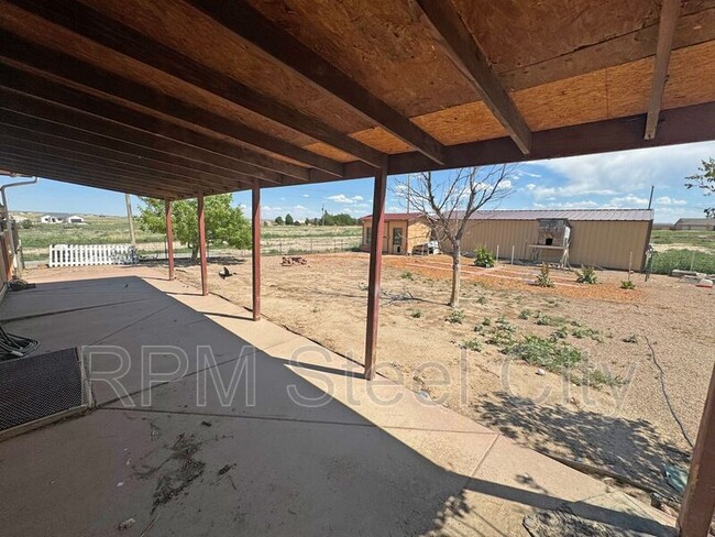 Building Photo - 1456 Gem Dr