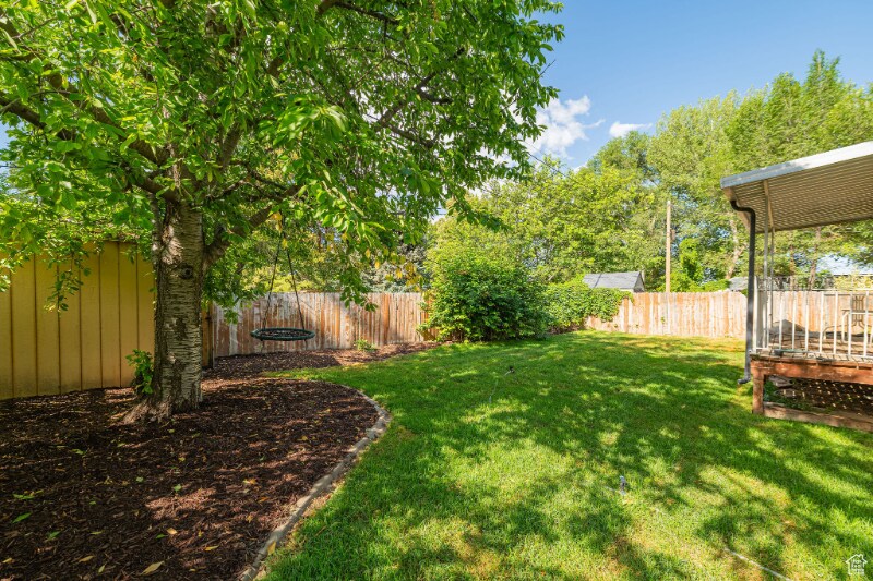 Building Photo - 1074 E 460 S St