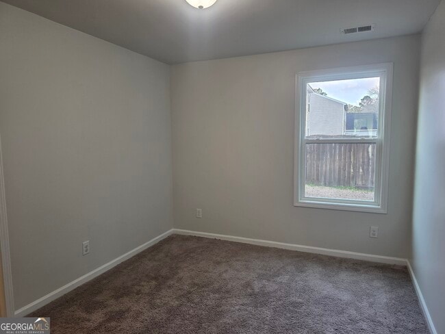 Building Photo - 27 Blackberry Cir