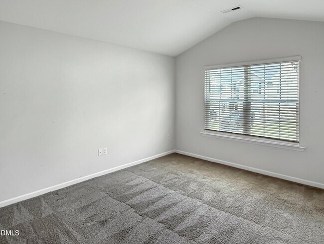 Building Photo - 1503 Gracie Ln