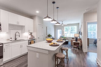 Interior Photo - The Mallory