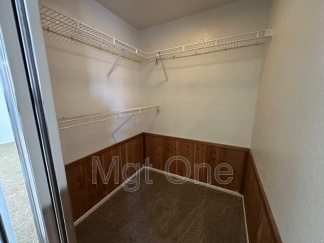 Building Photo - 26205 Perrier Dr