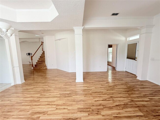 Building Photo - 902 Waterside Dr