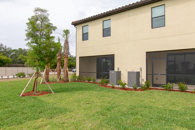 Building Photo - 20457 Lagente Cir