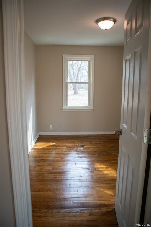 Building Photo - 604 Trombley Rd