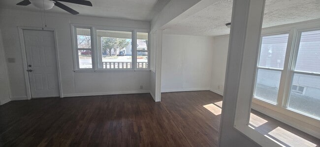 Building Photo - 4 Bedroom Home in the heart of Springfield