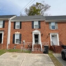 Building Photo - 2139 Holt St