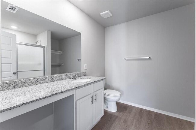 Building Photo - 2111 E Annette Dr