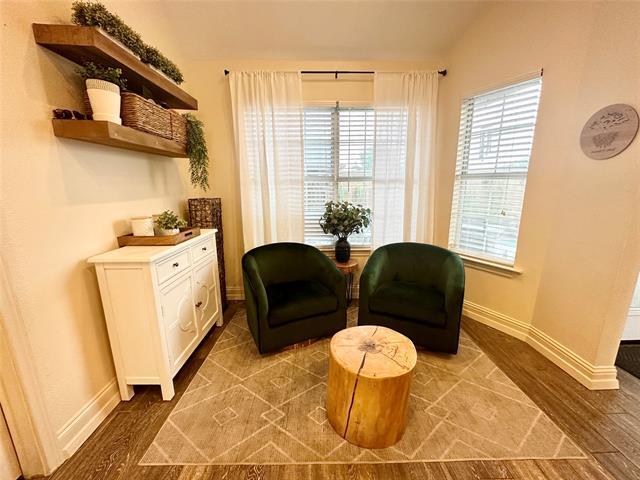 Building Photo - 198 Radecke Rd