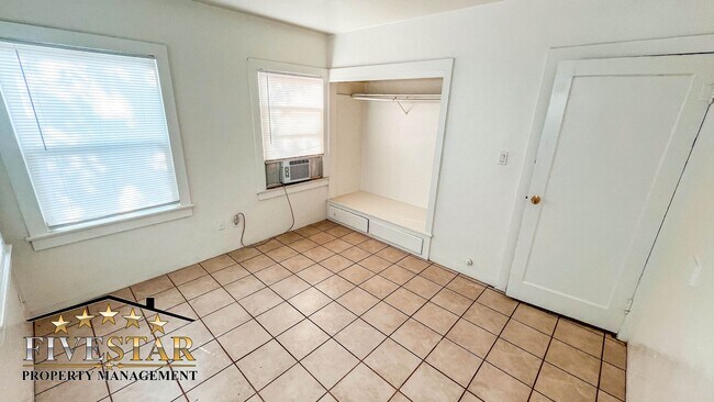 Building Photo - 3624 M St