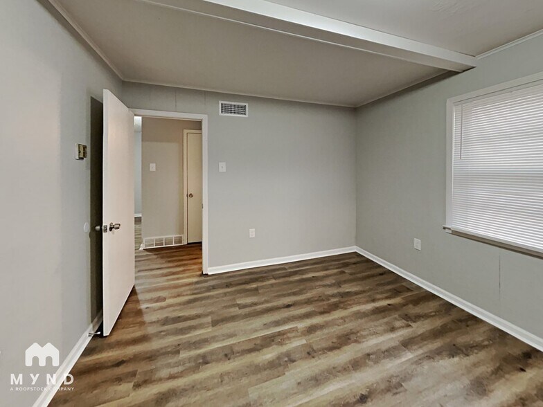 Building Photo - 4328 Bayberry Dr