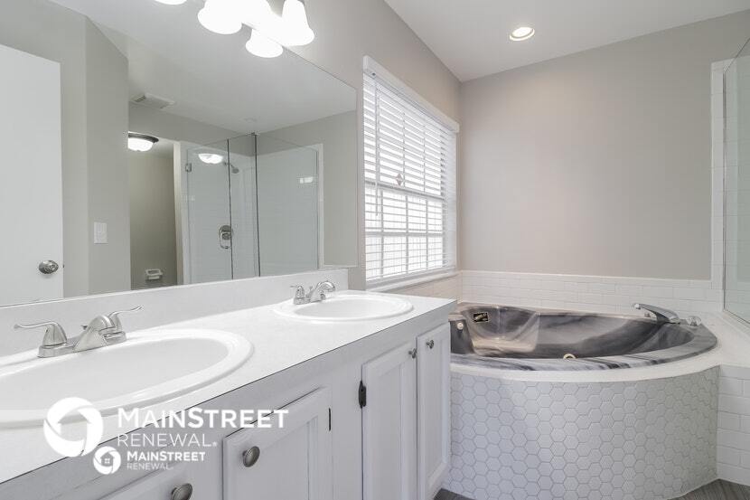 Building Photo - 4000 Downey Ct