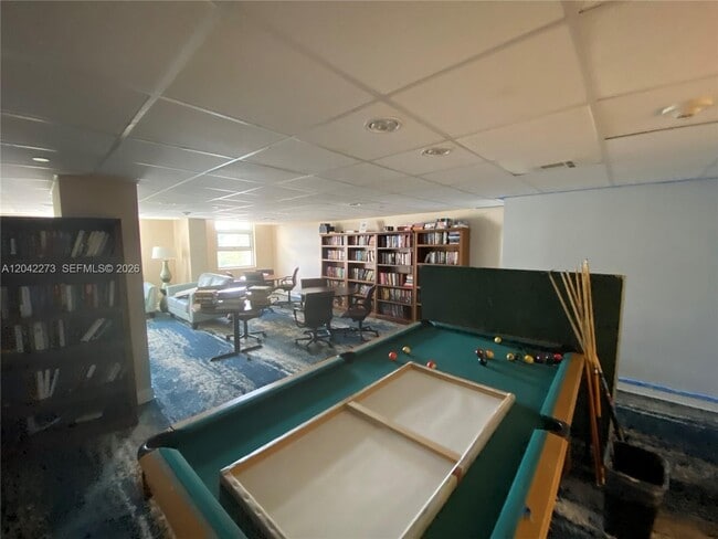 Building Photo - 531 N Ocean Blvd