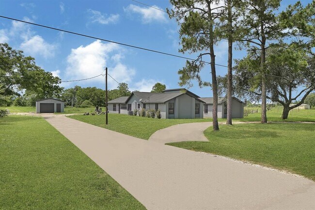 Building Photo - 4606 Pine Meadow Dr