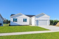 Building Photo - Must see this 4 Bedroom Walkout Ranch Style in Desoto
