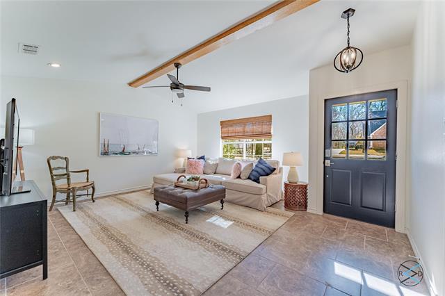 Primary Photo - 7237 Neches St