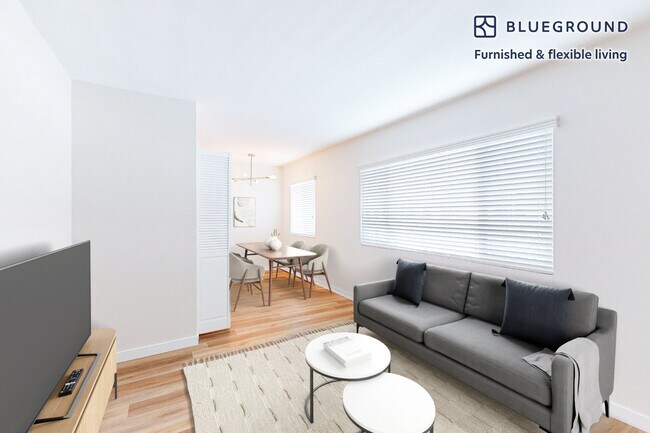 Building Photo - 407 N Broadway