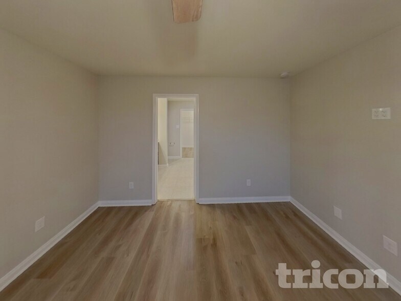 Building Photo - 185 Presidents Way