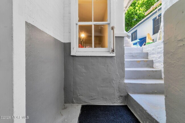 Building Photo - 69 Mt Tabor Way