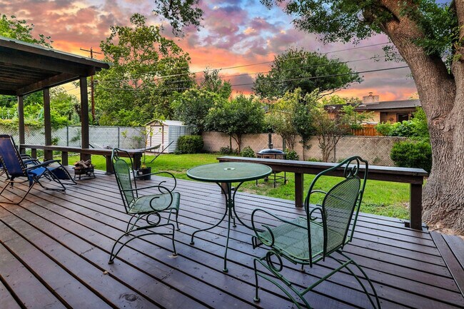 Building Photo - 4807 Carsonhill Dr
