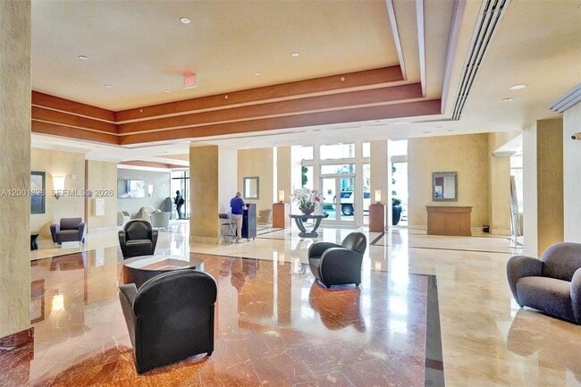 Building Photo - 7900 Harbor Island Dr