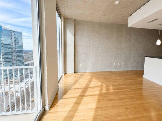 Building Photo - Condo High Rise - Lady Bird Lake Views