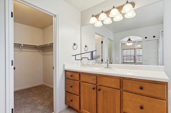 Building Photo - Well Maintained South Ogden 3 Bedroom Home!