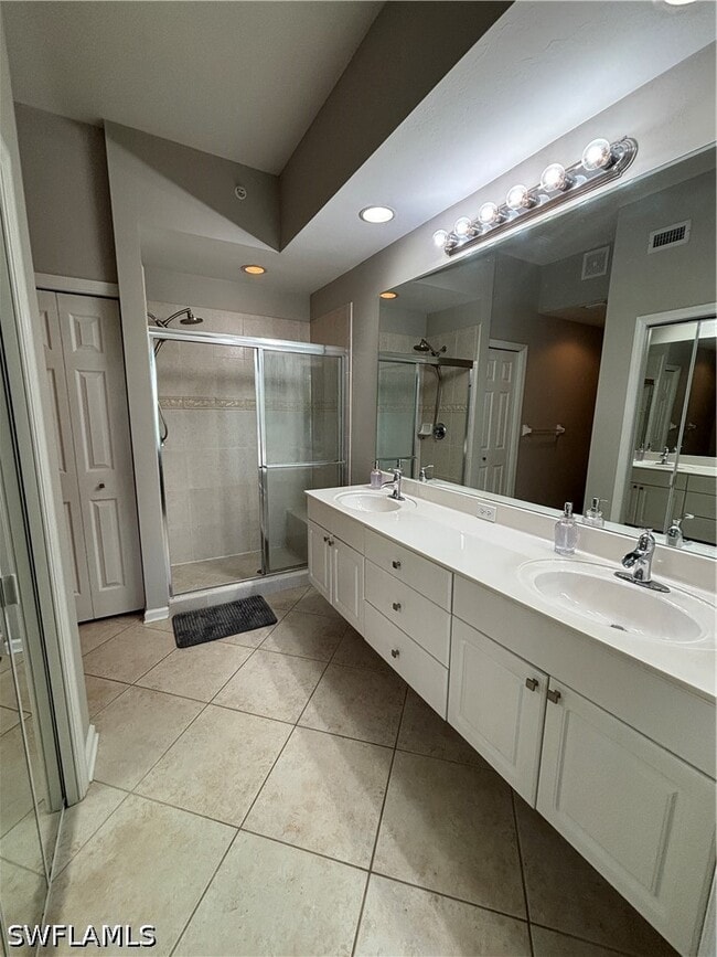 Building Photo - 6820 Beach Resort Dr