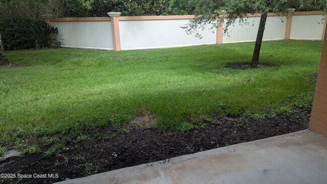 Building Photo - 826 Middleton Dr SW