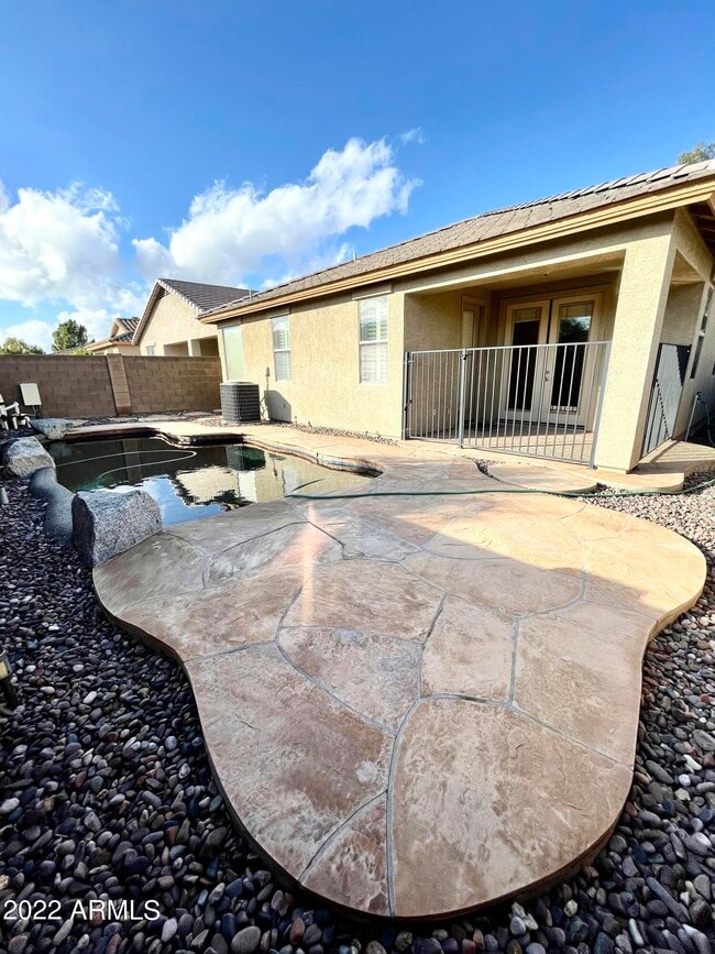 Building Photo - 17775 W Tasha Dr